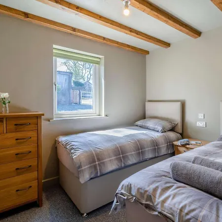 펜션 2 Bed In Lancaster Oc-82857 *