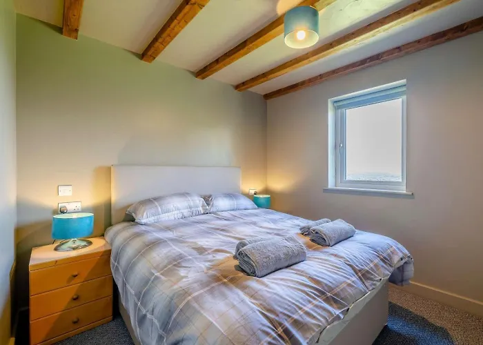 2 Bed In Lancaster Oc-82857 Ferienhaus *