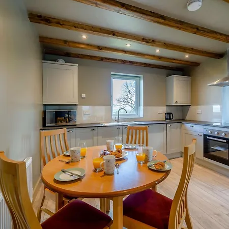 2 Bed In 82857 펜션 Bentham